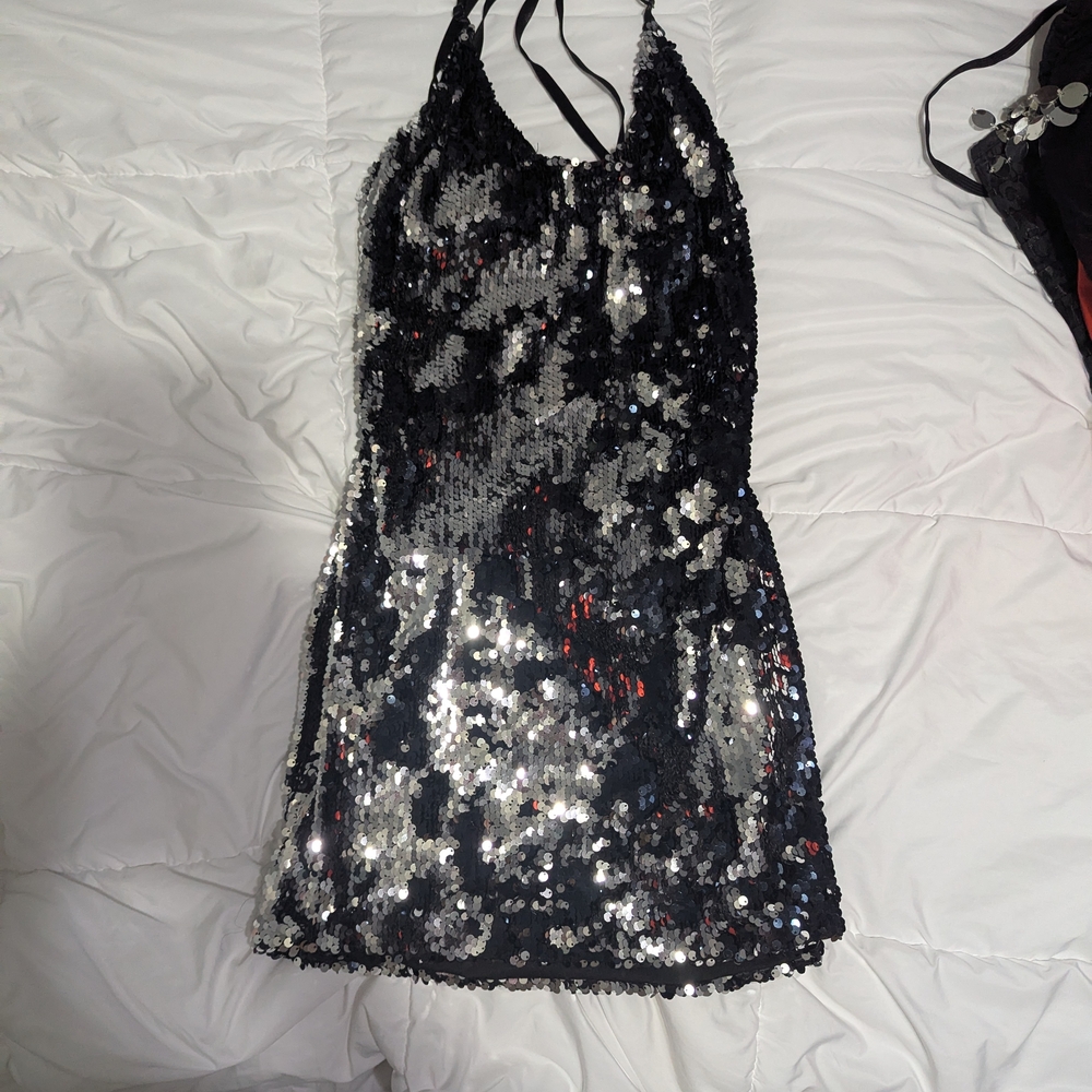 Elegant Black and Silver Sequin Backless Dress